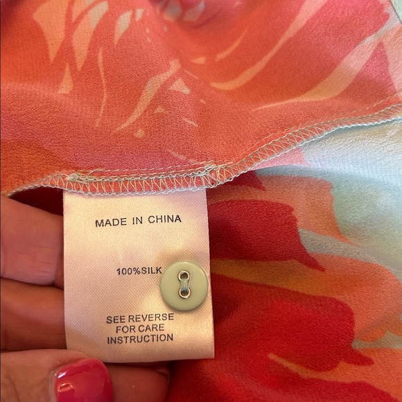 Tyler boe  lime green orange floral batwing silk blouse Size M EUC - Picture 8 of 10